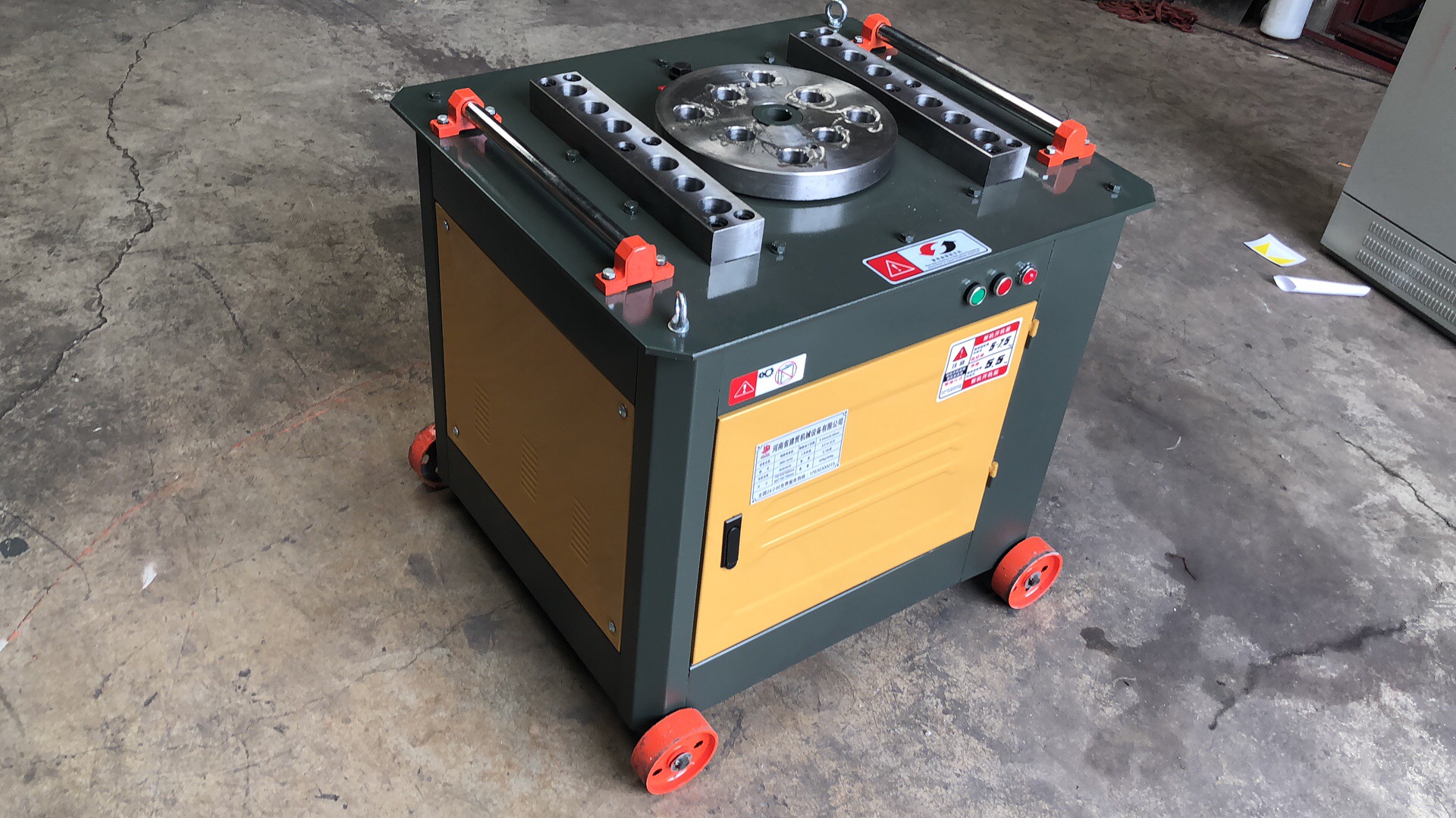 鋼筋彎曲機(jī) 鋼筋彎曲機(jī)